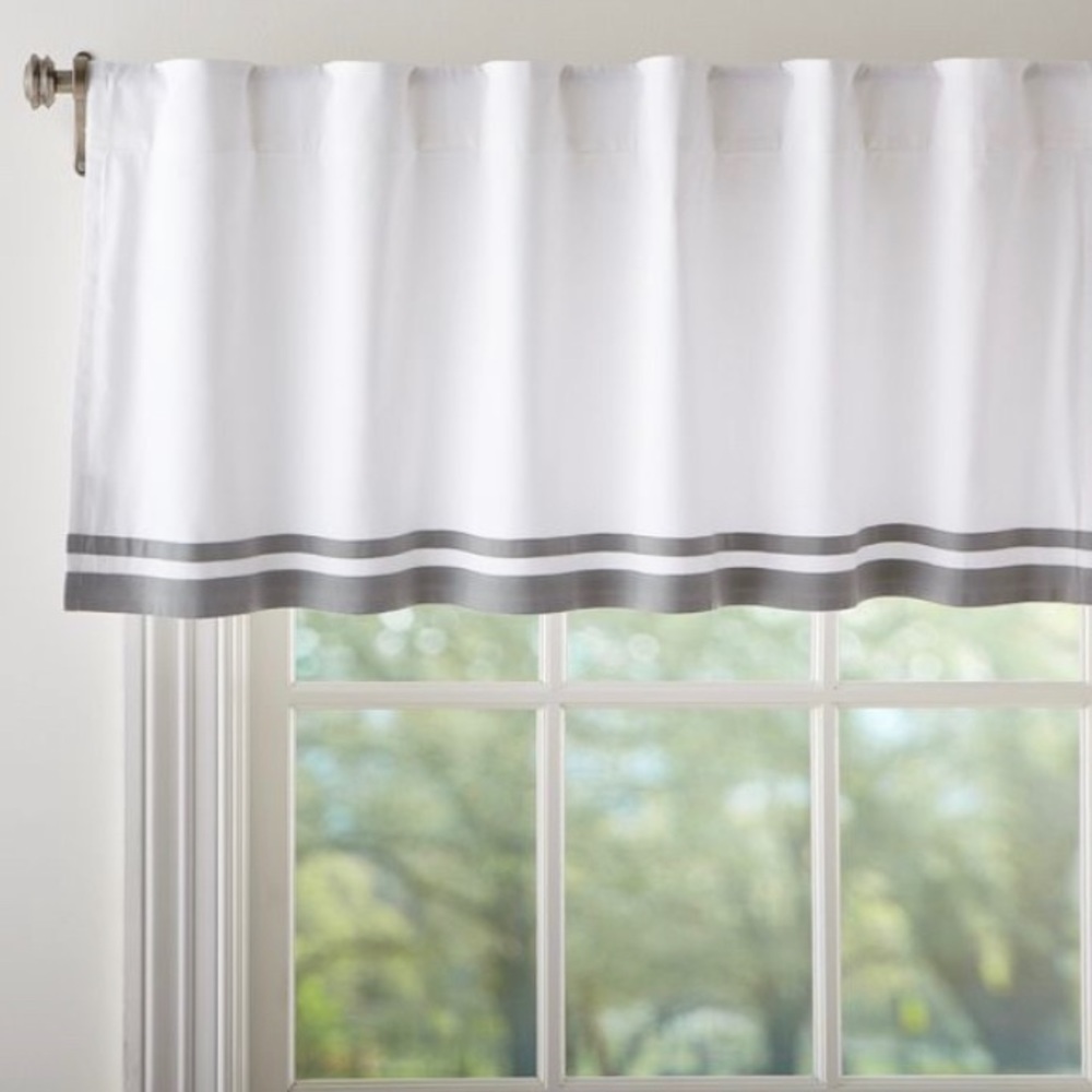 Pottery Barn Kids Harper Valance